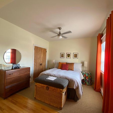 Les 3 Chambres Montreal Luaran gambar