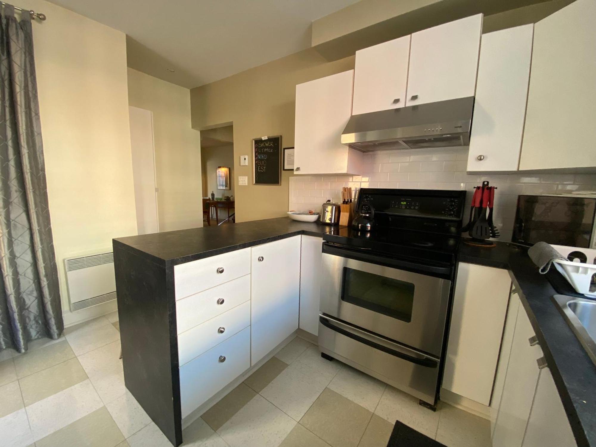 Les 3 Chambres Montreal Luaran gambar